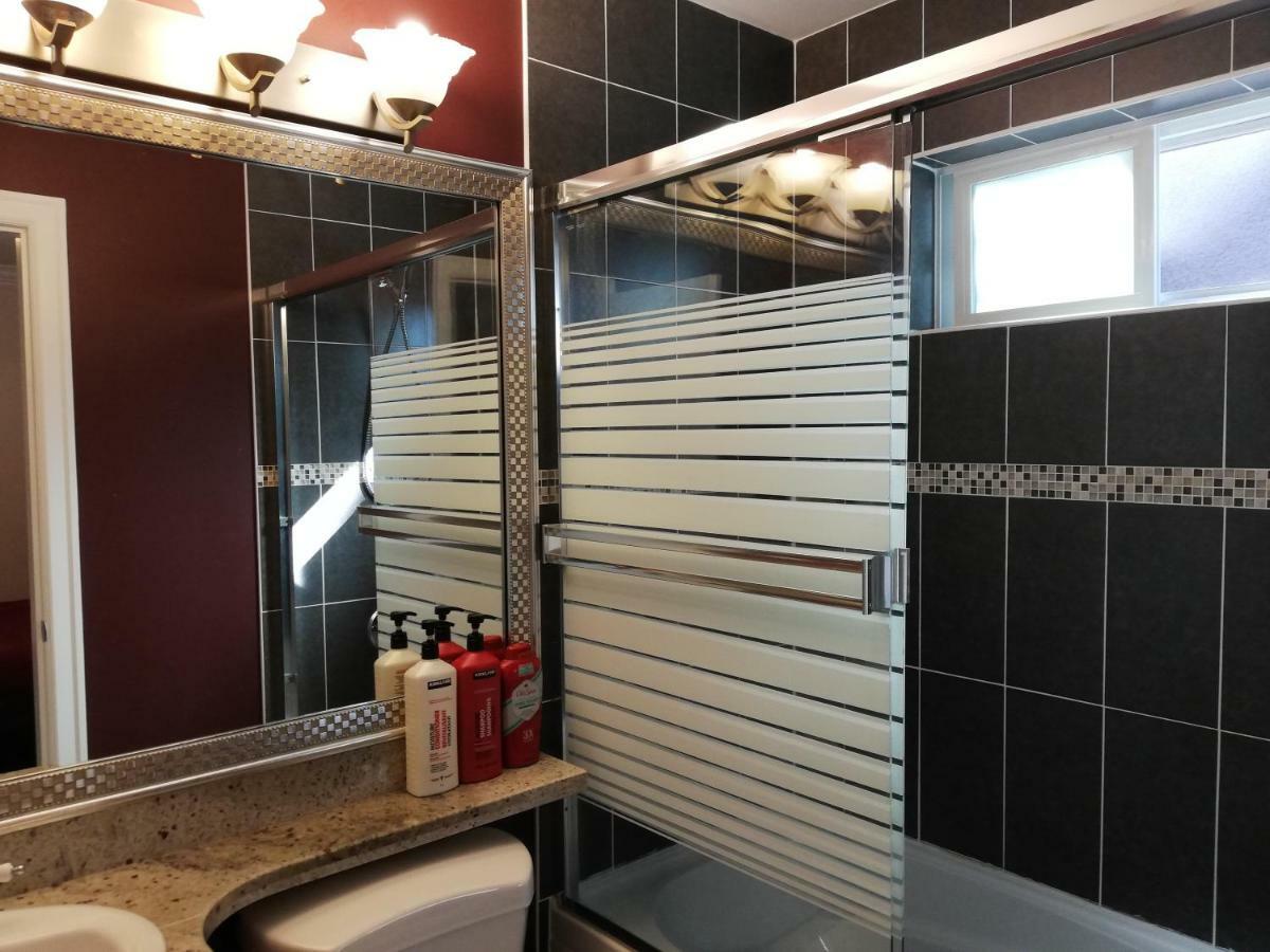 Vancouver Home Inn By Elevate Rooms Burnaby Kültér fotó